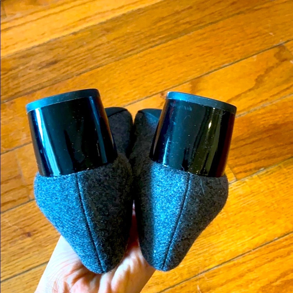 Shoes - Picture 3 of 3